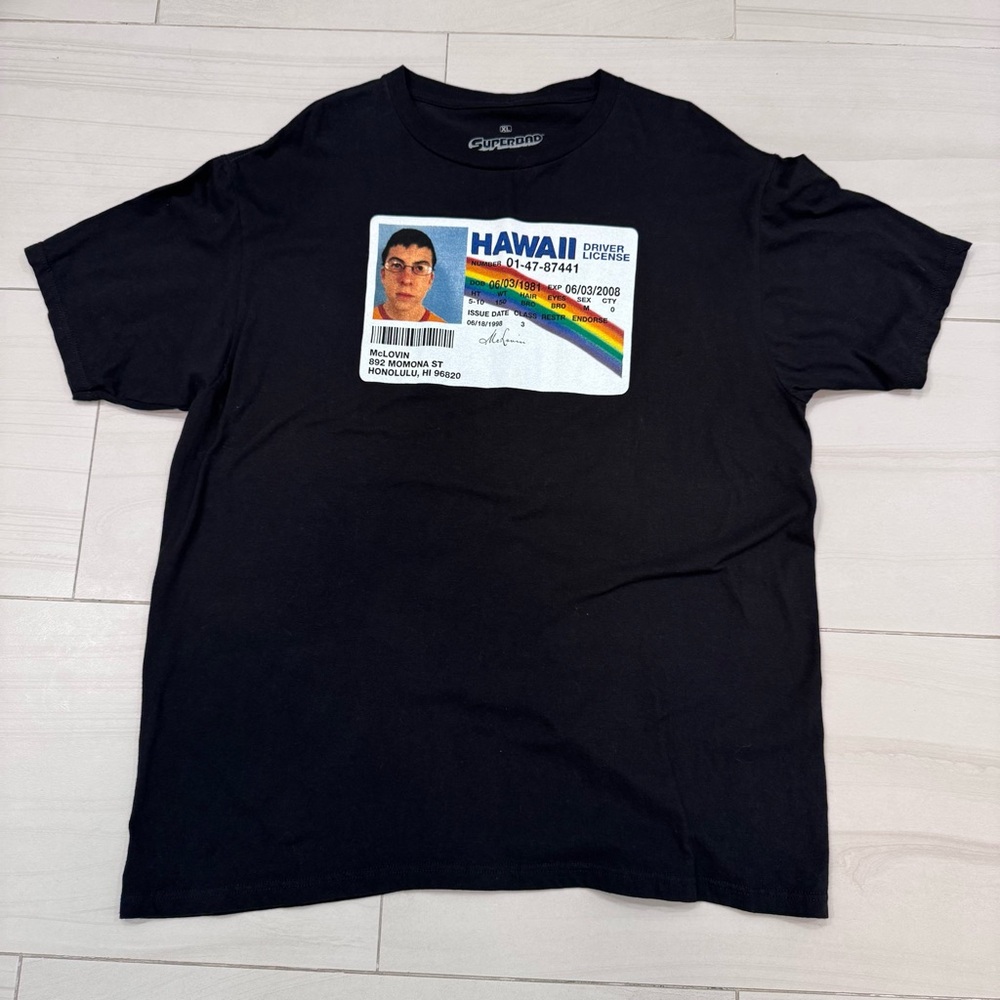 Vintage Black Graphic T-Shirt with Hawaii License Print from SuperBad Movie.
